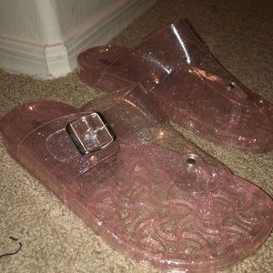 pink jelly sandals